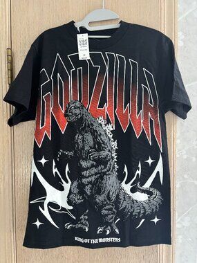 NWT Godzilla King of the Monsters Boxlunch Shirt Sz Small